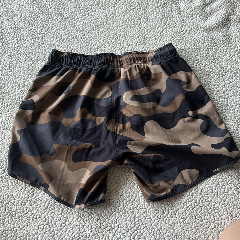 Men’s NFQ training shorts, Size Large - Picture 2 of 3